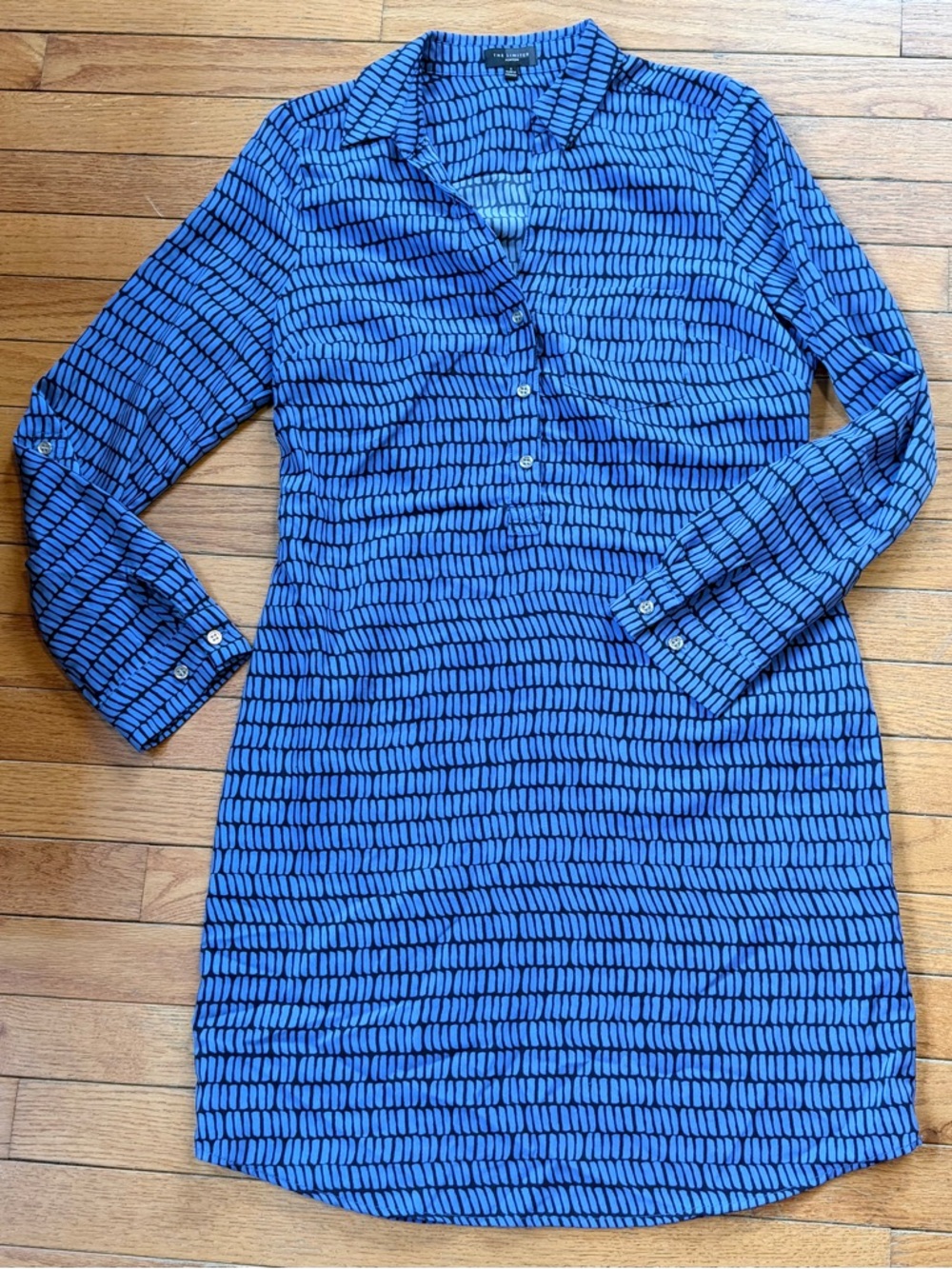 The Limited Ashton shirt dress size small Blue Black Print, Roll-Tab Sleeves